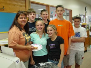 TYLER'S 6TH PERIOD OFFICE GANG
